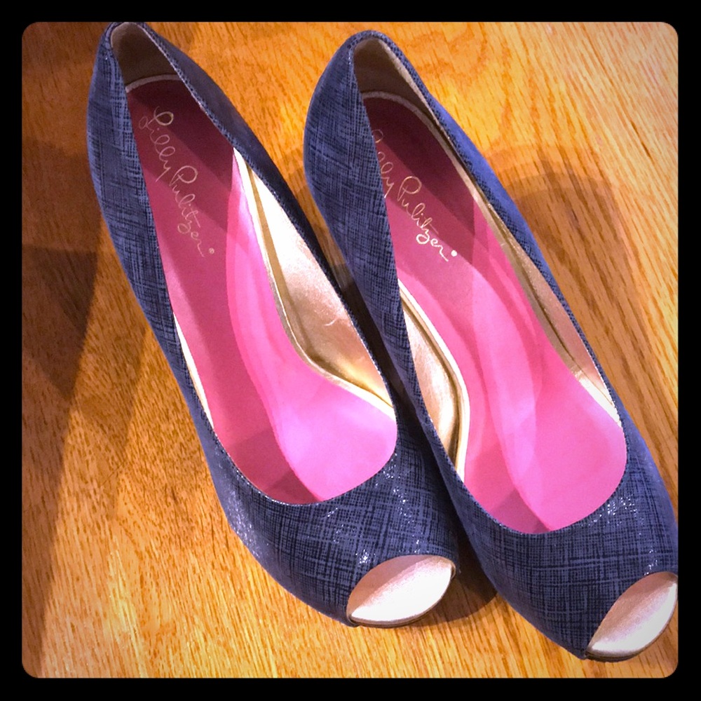 👠SALE👠Lilly Pulitzer Peep Saffiano Leather Wedge